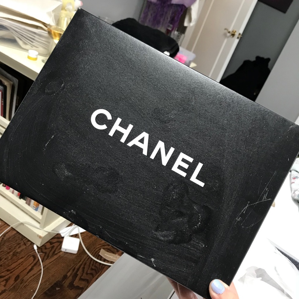 Vintage 1980s Black Chanel cinch belt with Tags